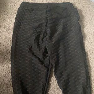 Cute TikTok black scrunched leggings